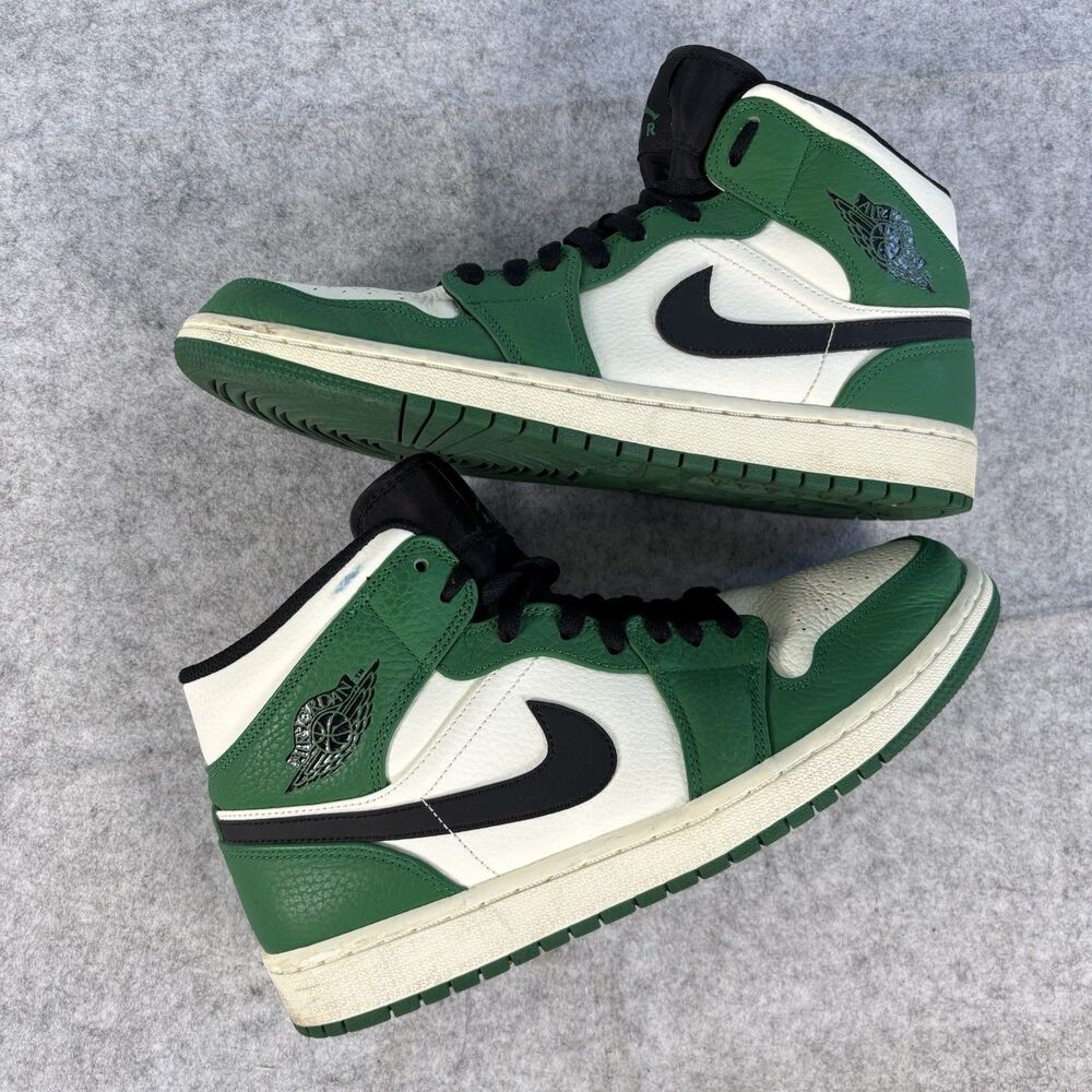 852542-301 - Mens 10 / Womens 11.5 Nike Air Jordan 1 Mid SE Pine Green Sneakers